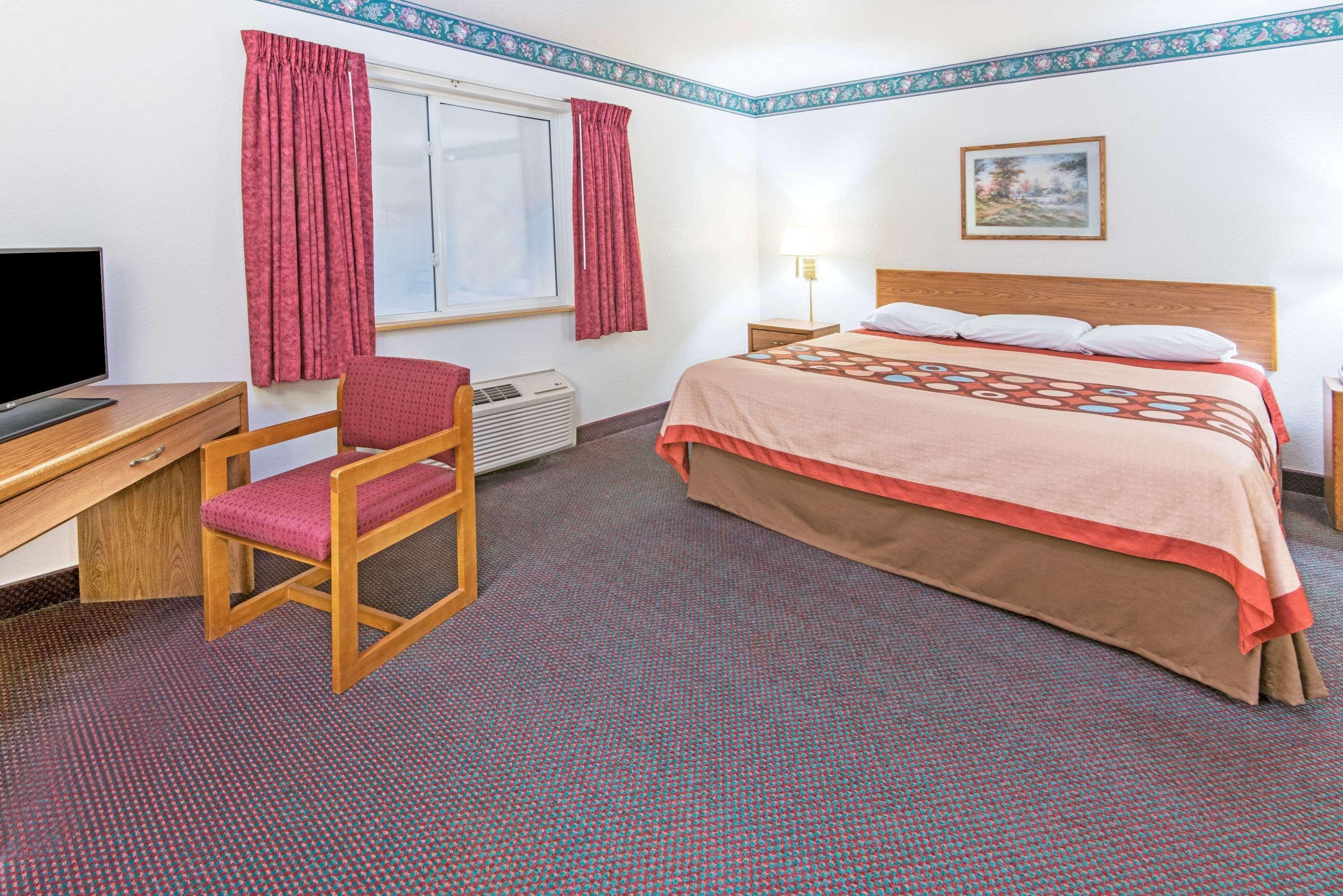 Hotel Super 8 By Wyndham Richfield Cleveland Exteriér fotografie